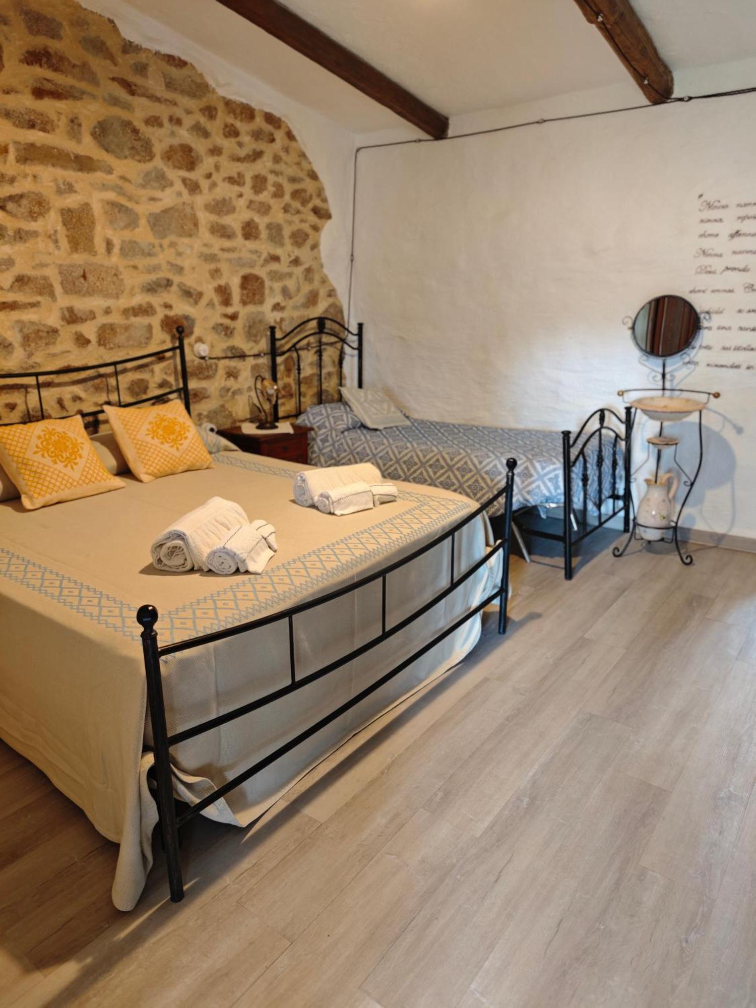 Jannas Hotel Orgosolo Bagian luar foto