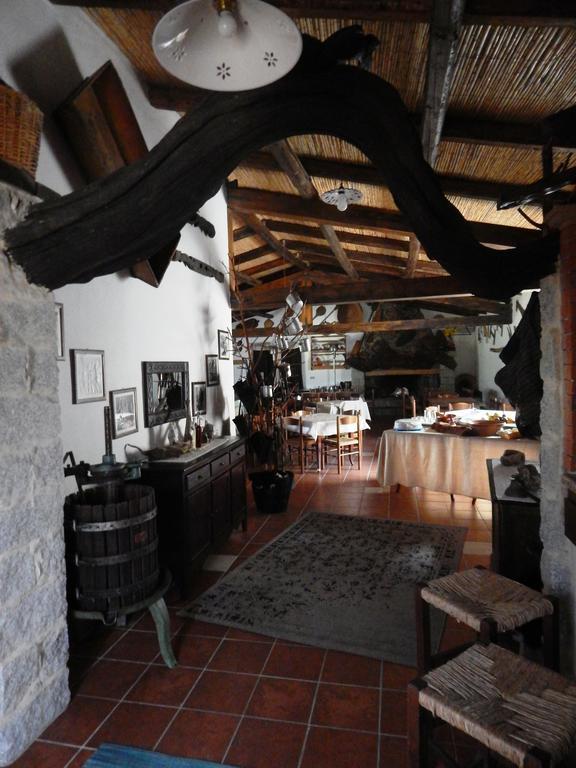 Jannas Hotel Orgosolo Bagian luar foto
